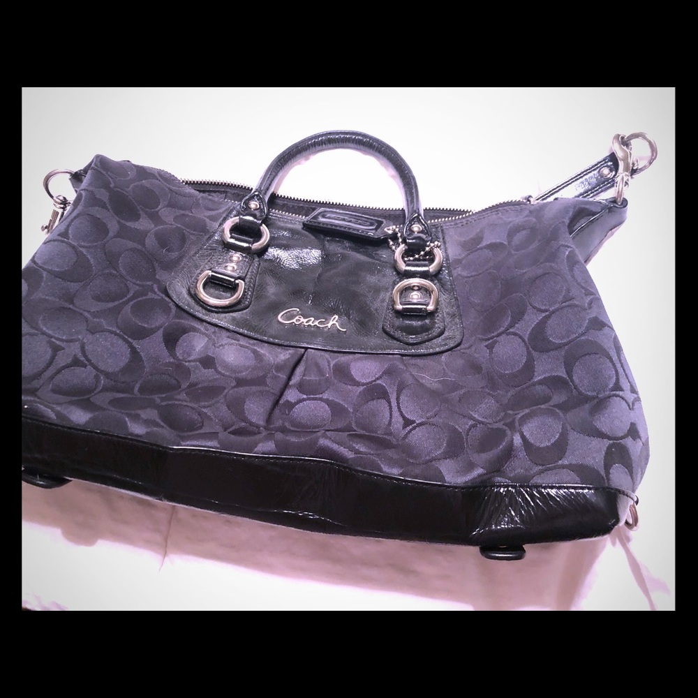 Authentic coach purse